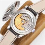 If you can't find a good Patek Philippe PP52207G1 replica watch, please come to me and I will definitely let you buy the cheapest replica watch.